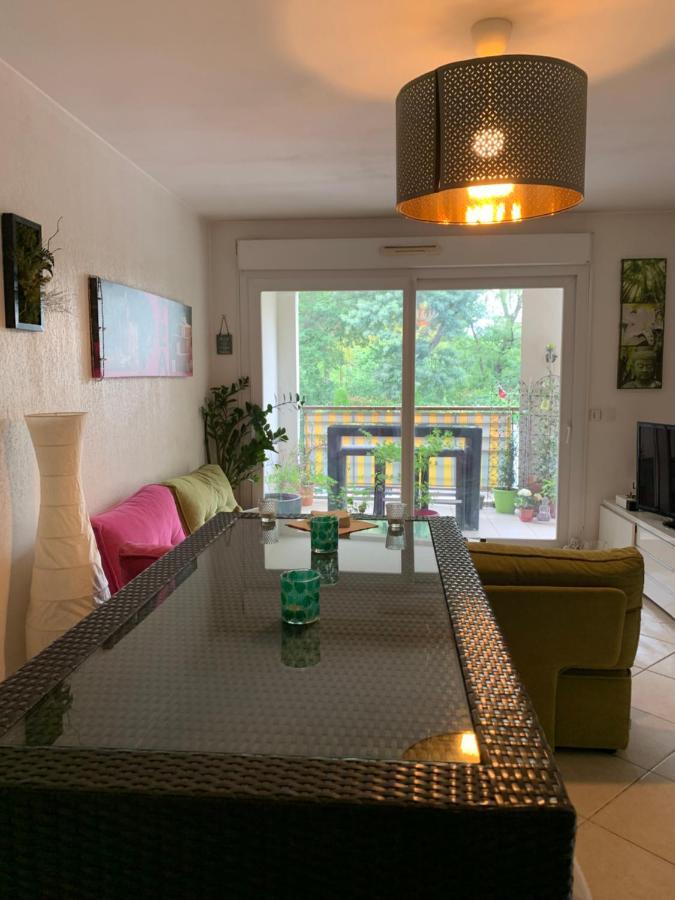 Apartamento Votre Sejour Cosy A Frejus! Exterior foto