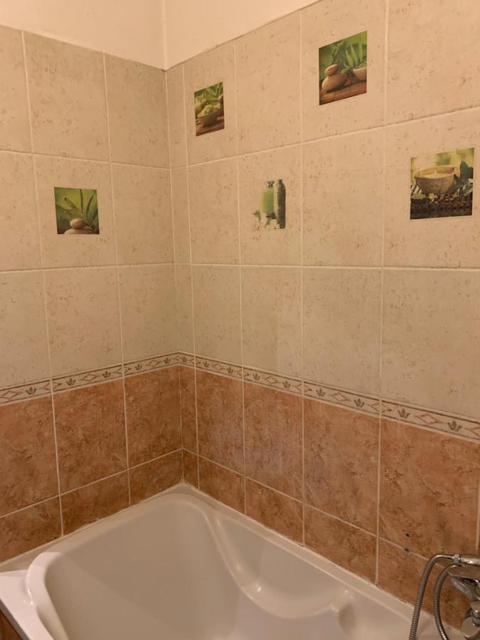 Apartamento Votre Sejour Cosy A Frejus! Exterior foto