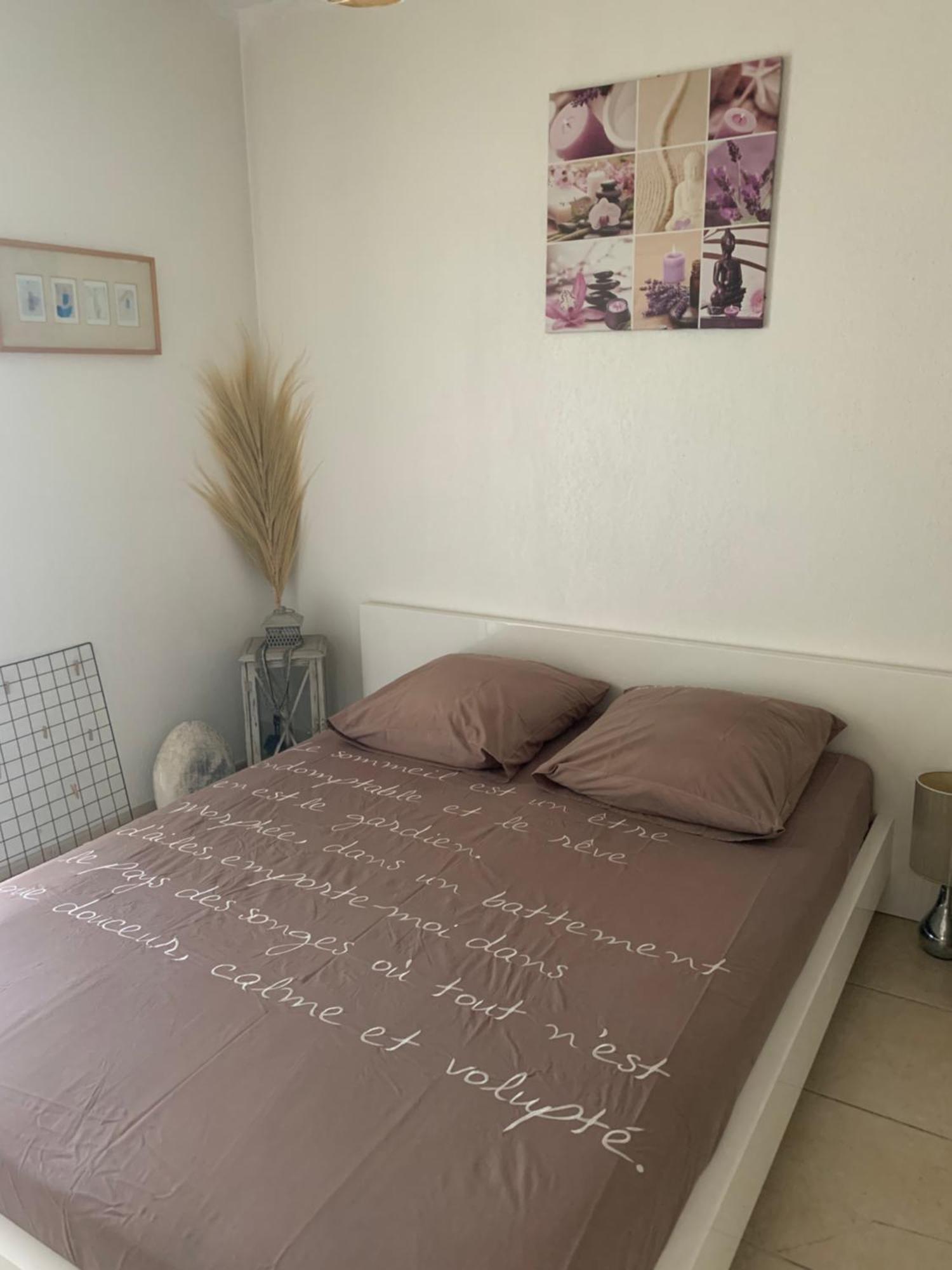 Apartamento Votre Sejour Cosy A Frejus! Exterior foto